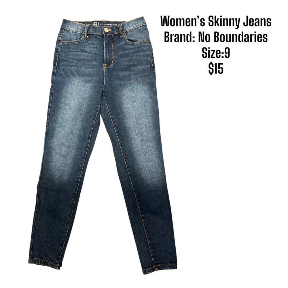 Women’s Skinny Jeans 
Brand: No Boundaries 
Size:9
$15